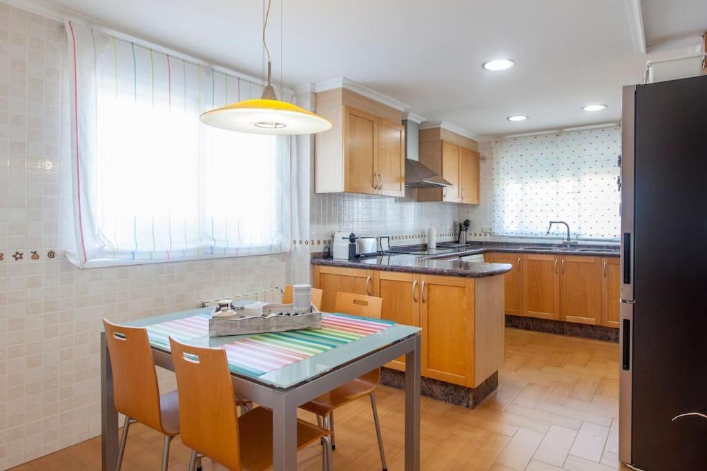 Casa En Valencia, Cerca De Golf, Playas, Moto Gp Valência Exterior foto